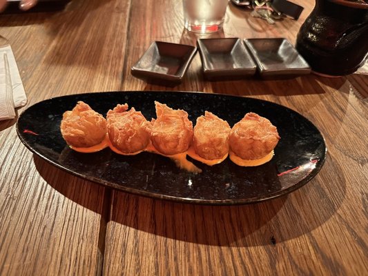 Umami Steak and Sushi Bar by null