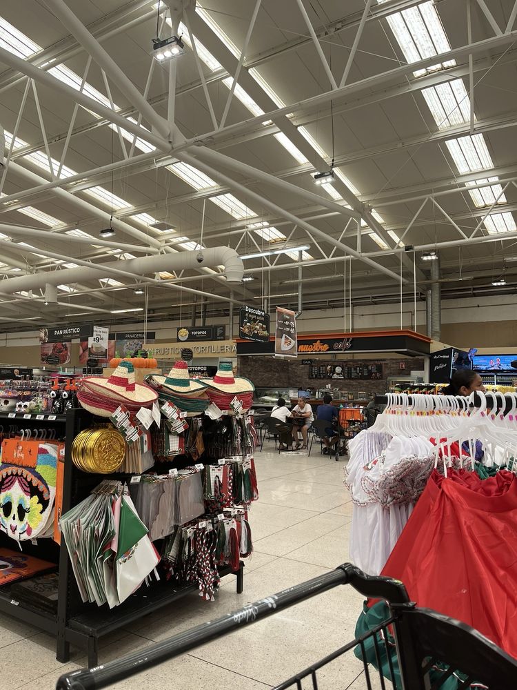 Tiendas Chedraui Cancun Centro