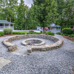 Linville Falls Lodge & Cottages