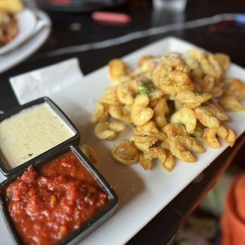 Gio's - Pizza Near Me - Stillwater, Minnesota
