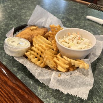 The English Pub - Fish and Chips - Pubs Near Me - Ravenna, Ohio