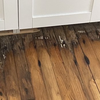 YPB Resorts - Rotted floors board with roaches!! Dirty!! - Vacation Rentals Near Me - Virginia Beach, Virginia