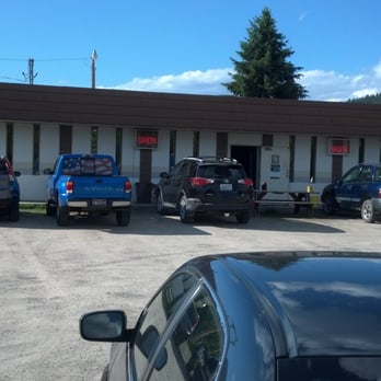 Klondyke Cafe & Tavern - Its packed here on fridays get here early just before 5pm. - Cafes Near Me - Laclede, Idaho Klondyke Cafe & Tavern - Its packed here on fridays get here early just before 5pm. - Cafes Near Me - Laclede, Idaho