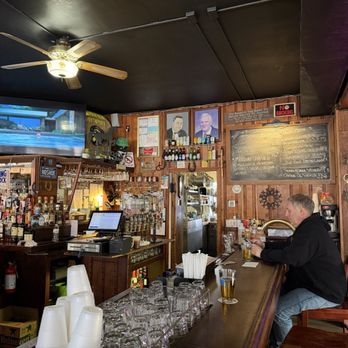 Horseshoe Restaurant - Pubs Near Me - Southport, Connecticut Horseshoe Restaurant - Pubs Near Me - Southport, Connecticut