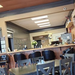 Frozen Smoke Restaurant - Bar