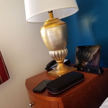 Alpine Inn & Suites - Hotels Near Me - Daly City, California