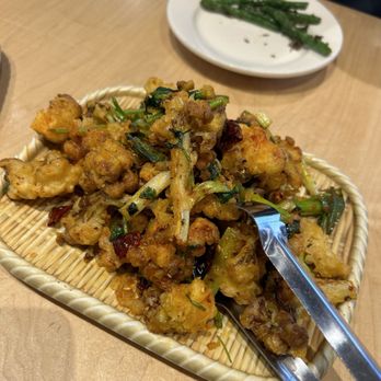 Mama Chang - cauliflower - Chinese Near Me - Fairfax, Virginia