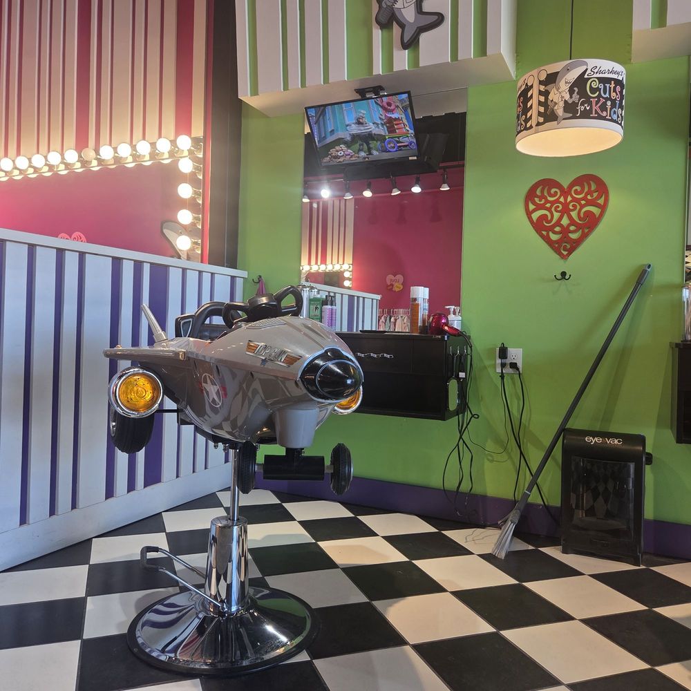 Sharkey's Cuts for Kids - Interior pic 3 - Kids Hair Salons Near Me - Fort Wayne, Indiana Sharkey's Cuts for Kids - Interior pic 3 - Kids Hair Salons Near Me - Fort Wayne, Indiana