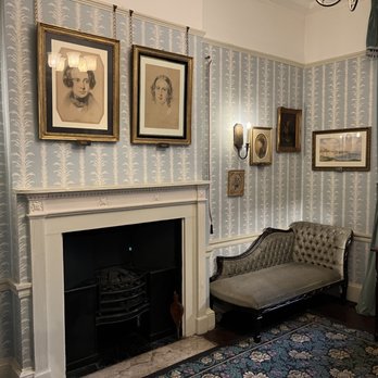 The Charles Dickens Museum - Museums Near Me - London, XGL