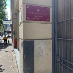 THe Duke of Clarence - Sign for the alley