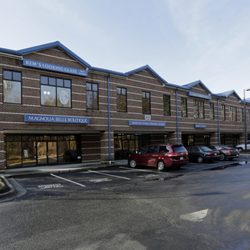 Aaron Shay Massage Therapy - Front of building; parking and entry on back side.