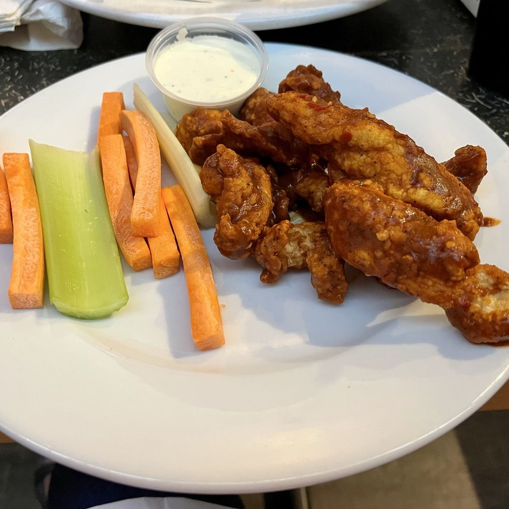 Ale Emporium - Snack size boneless wings - Pizza Near Me - Indianapolis, Indiana Ale Emporium - Snack size boneless wings - Pizza Near Me - Indianapolis, Indiana