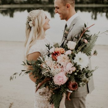 Flowers At Will - Wedding Florals - Floral Designers Near Me