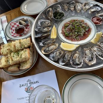 The Salty Pearl - Seafood Near Me - Oakland, California