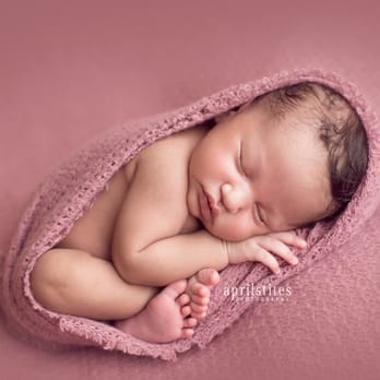 April Stites Photography - Newborn photography - Session Photography Near Me - Bel Air, Maryland April Stites Photography - Newborn photography - Session Photography Near Me - Bel Air, Maryland