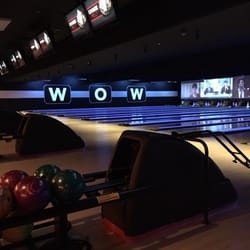 Bowlero Woodland Hills