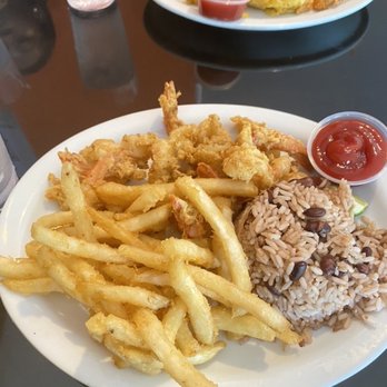 Clive's Cafe - Shrimp & Fries, rice and peas - Caribbean Near Me - Miami, Florida Clive's Cafe - Shrimp & Fries, rice and peas - Caribbean Near Me - Miami, Florida