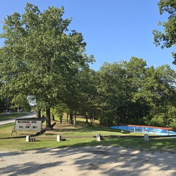 Beebe’s Roaring River Waterslide - Water Parks Near Me - Cassville, Missouri