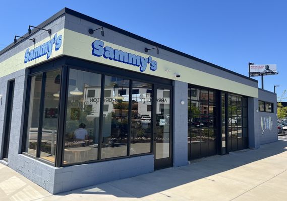 Sammy's by null