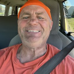 Grassman Mows Lawns - My name is Jeff. I own and operate the Grassman Mows Lawns. Let us give you our quality cut and edging and maintain your lawn.
