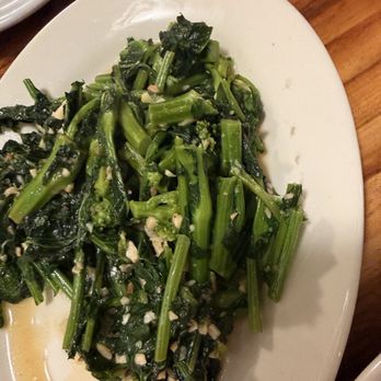 Spaghettini Pizza Trattoria - Sauteed Broccoli Rabe - Pizza Near Me - Mineola, New York