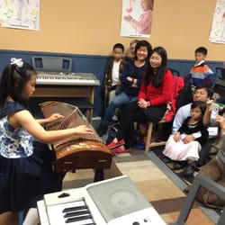 Exploring Music - Zither student perform
