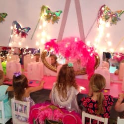 The Enchanted Village Princess Parties - Gift bag decorating!