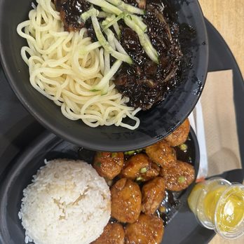 Jeong’s Noodle - Korean Near Me - Mesa, Arizona