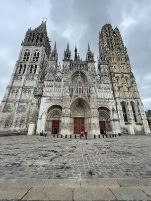 Cathédrale Notre-Dame de Rouen by null