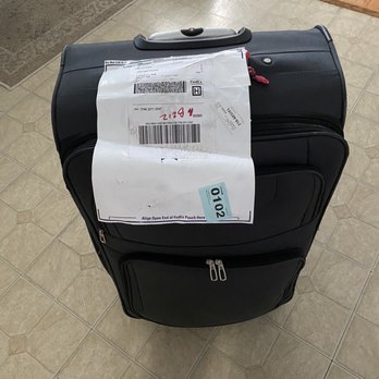 Orlando Limo Tours - Luggage he left at port - Limos Near Me - Orlando, Florida Orlando Limo Tours - Luggage he left at port - Limos Near Me - Orlando, Florida