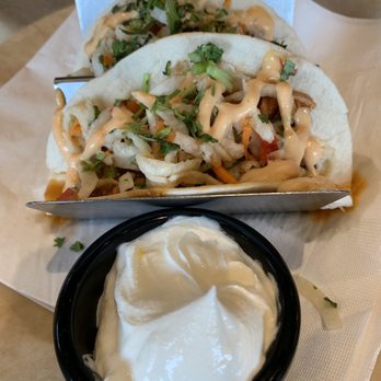 Wood N Tap - Chicken tacos with a massively large side order of sour cream - American Near Me - Wallingford, Connecticut Wood N Tap - Chicken tacos with a massively large side order of sour cream - American Near Me - Wallingford, Connecticut