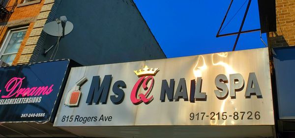 MSQ Nail Spa by null