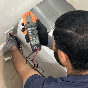 Saba Electric - Checking voltage - Electricians Near Me - Santa Ana, California Saba Electric - Checking voltage - Electricians Near Me - Santa Ana, California