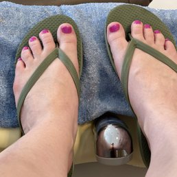 Gel pedicure