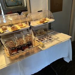 Casey's of Baltimore - Scones & Jam's