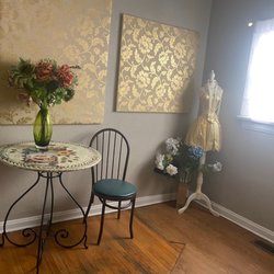 The Bluebird - Ladies bathroom
