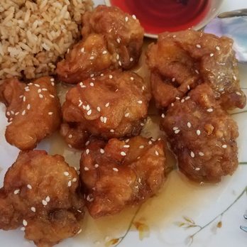 PANDA HOUSE - How is this considered sesame chicken?? The sauce was watery and had no taste - Chinese Near Me - El Paso, Texas