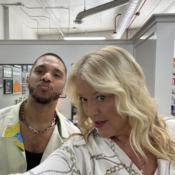 The Benjamin Scholastic Salon - I'm checking it out - Hair Salons Near Me - Los Angeles, California