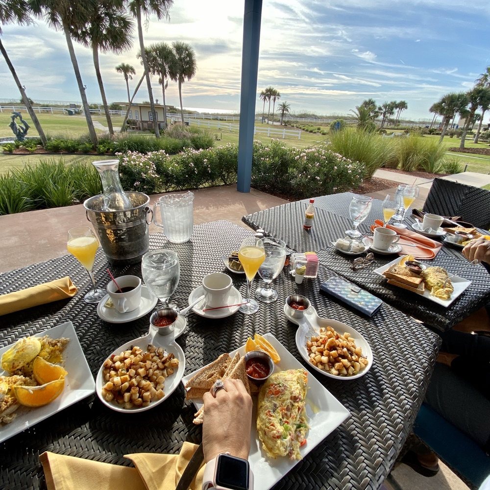 Seaglass - Blue crab eggs Benedict and omelettes - Wine Bars Near Me - Jacksonville, Florida Seaglass - Blue crab eggs Benedict and omelettes - Wine Bars Near Me - Jacksonville, Florida
