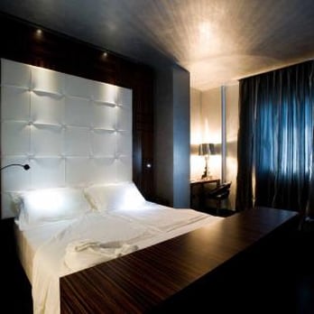 Villa Del Bosco & VdB Next - Hotels Near Me - Catania, Connecticut
