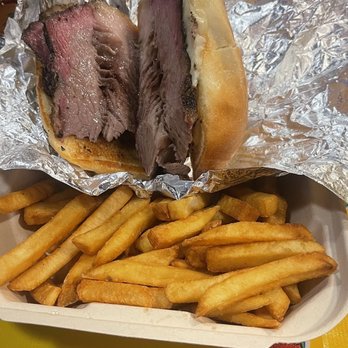 Canyons Barbeque - Brisket Sandwich - Barbeque Near Me - Castro Valley, California