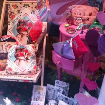 Les fruits du temps - pour tous les gouts tous les budgets toutes les envies... - Souvenir Shops Near Me - Paris, 75 Les fruits du temps - pour tous les gouts tous les budgets toutes les envies... - Souvenir Shops Near Me - Paris, 75