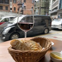 Pastis Bistro Français - Bon appetit!