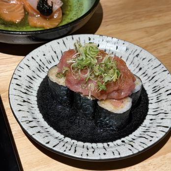 Umeko - negitoro maki - Japanese Near Me - New York, New York