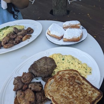 Roux Diner - Breakfast & Brunch Near Me - Chicago, Illinois Roux Diner - Breakfast & Brunch Near Me - Chicago, Illinois