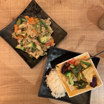 The Thonglor - Top: Pad Kee Mao Bottom: Red Curry - Thai Near Me - San Francisco, California The Thonglor - Top: Pad Kee Mao Bottom: Red Curry - Thai Near Me - San Francisco, California