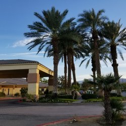 Mission Hills Senior Living
