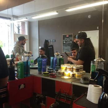 Chez Pasquale Barbier - Jeudi 9 Octobre 2014 - Barbers Near Me - Montreal, Quebec Chez Pasquale Barbier - Jeudi 9 Octobre 2014 - Barbers Near Me - Montreal, Quebec