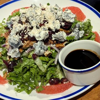 La Cueva del Chango - Spinach salad - Eastern Mexican Near Me - Playa del Carmen, ROO