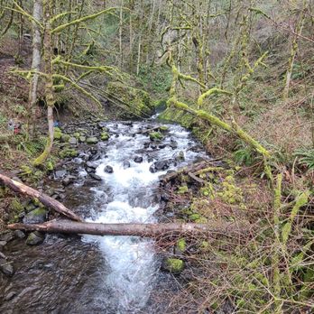 Bridal Veil Falls - Hiking Near Me - Corbett, Oregon
